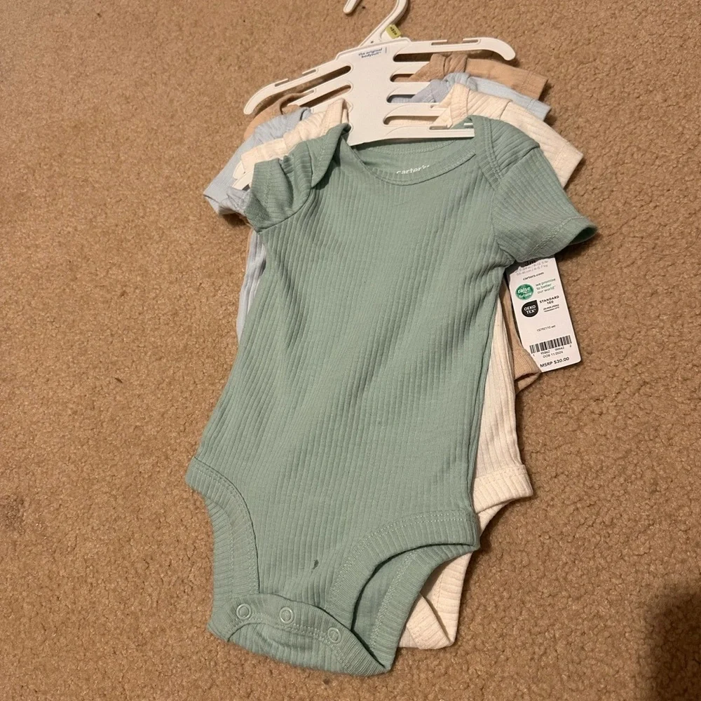 Carter's 3month Baby Bodysuits - Picture 1 of 7